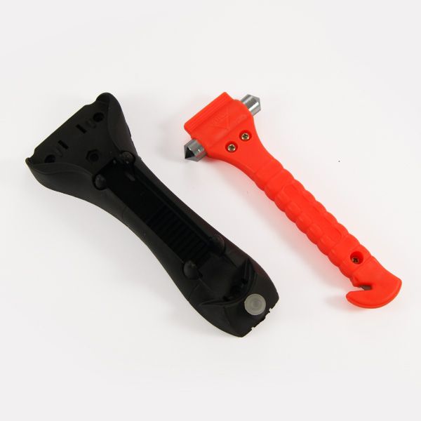 Hammer + integrated harness cutter and its mounting